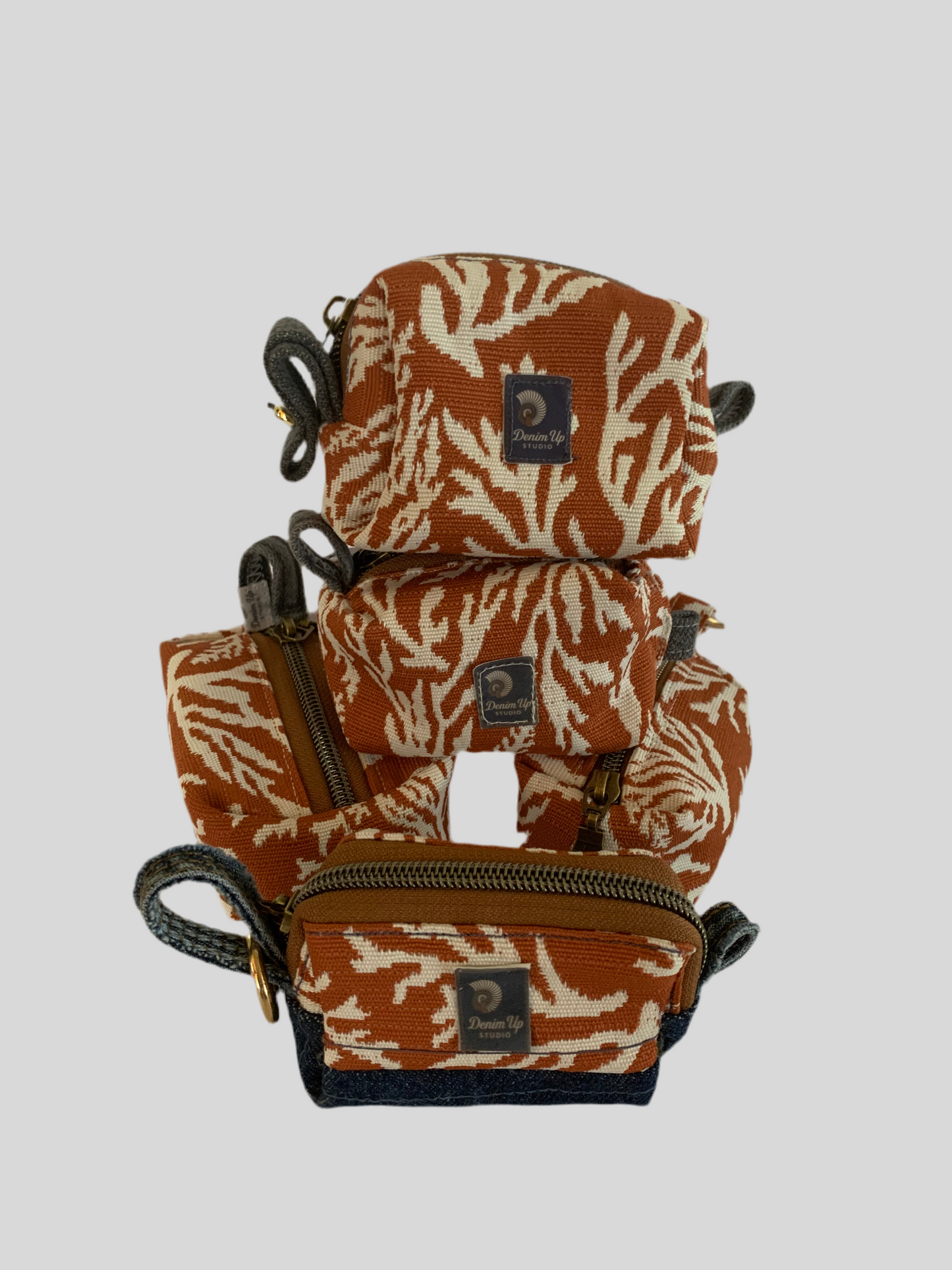 Coral & Denim Mini accent coin pouch (B)