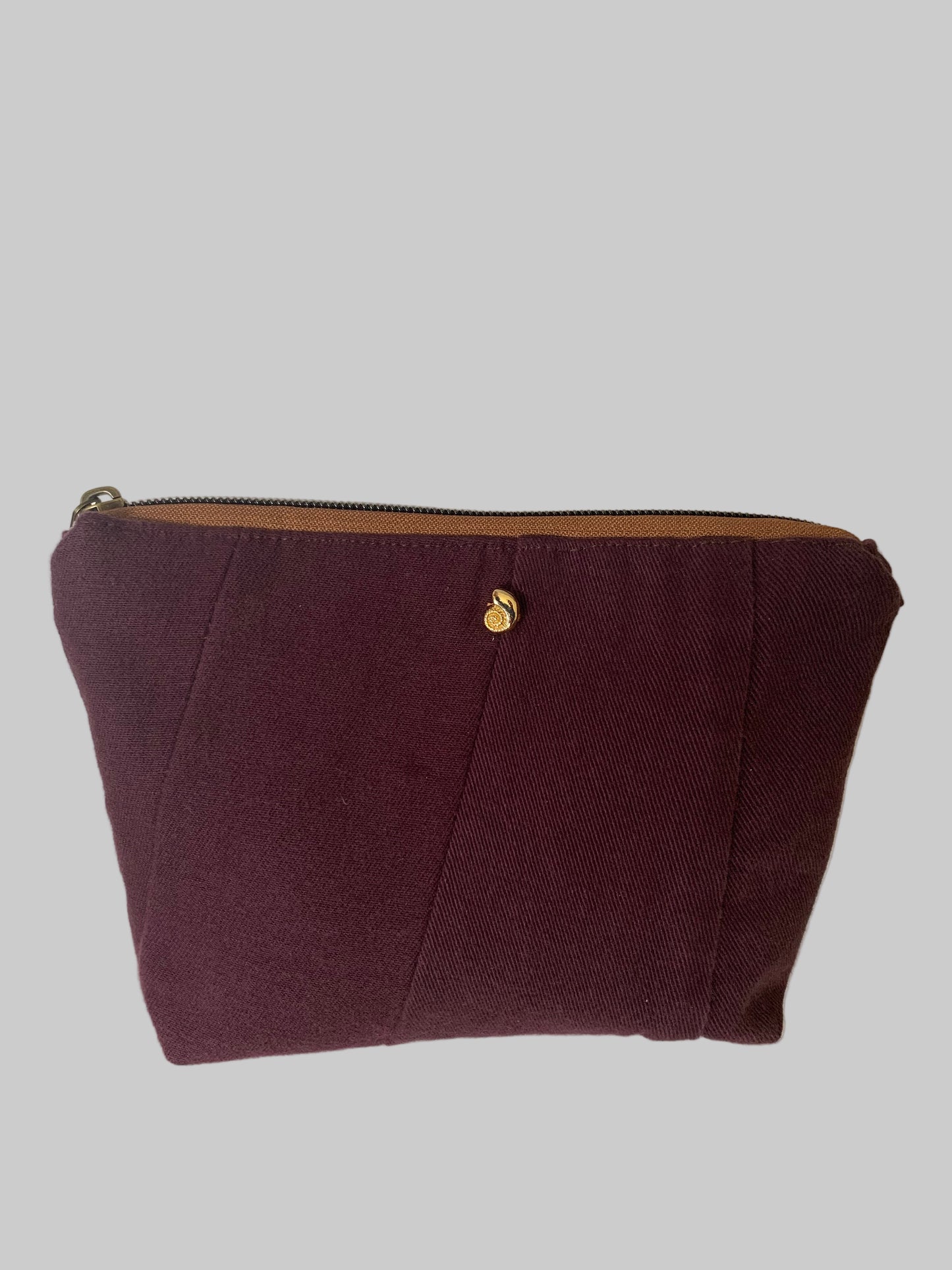 Pfiefer beach zipper pouch